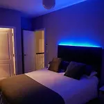 Holiday home Entire Modern With Seaview And Parking *
