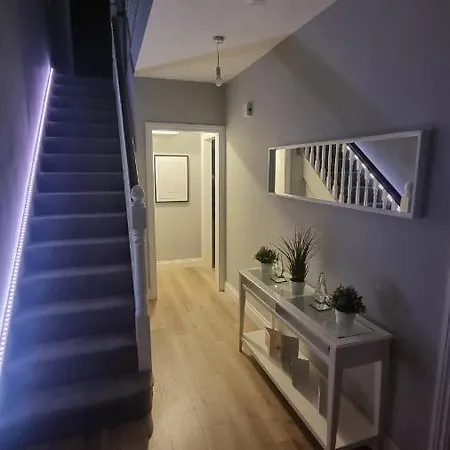 Entire Modern With Seaview And Parking * Wicklow