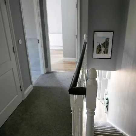 Entire Modern With Seaview And Parking Wicklow