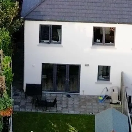 Holiday home Entire Modern With Seaview And Parking *