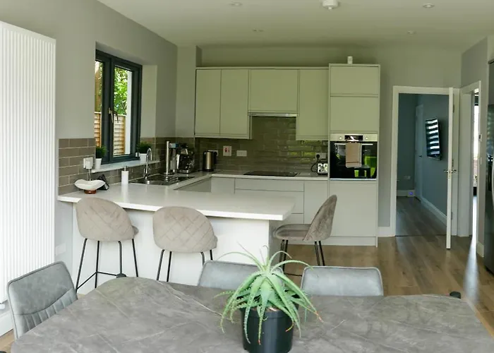 Entire Modern With Seaview And Parking Сasa de vacaciones Wicklow