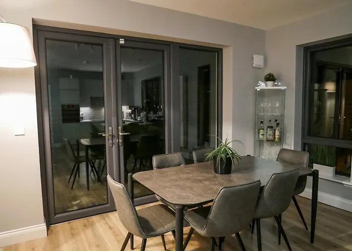 Entire Modern With Seaview And Parking Wicklow